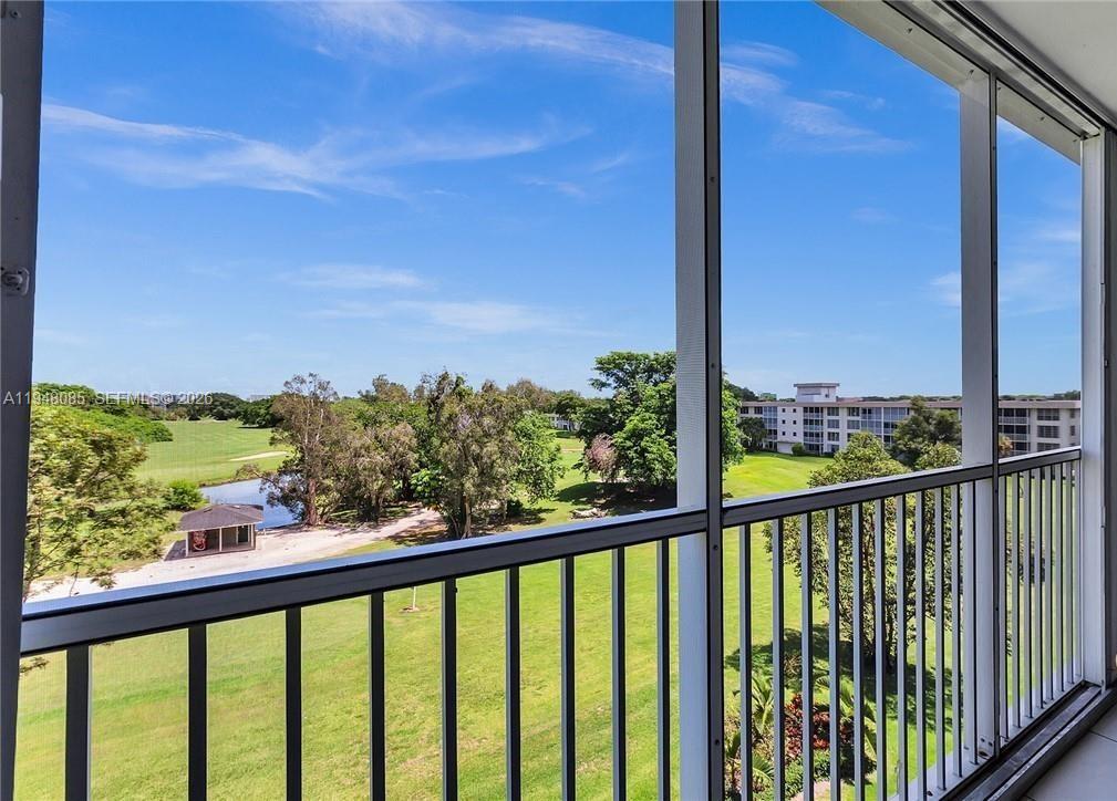 NO 13 PALM-AIRE COUNTRY C - Residential