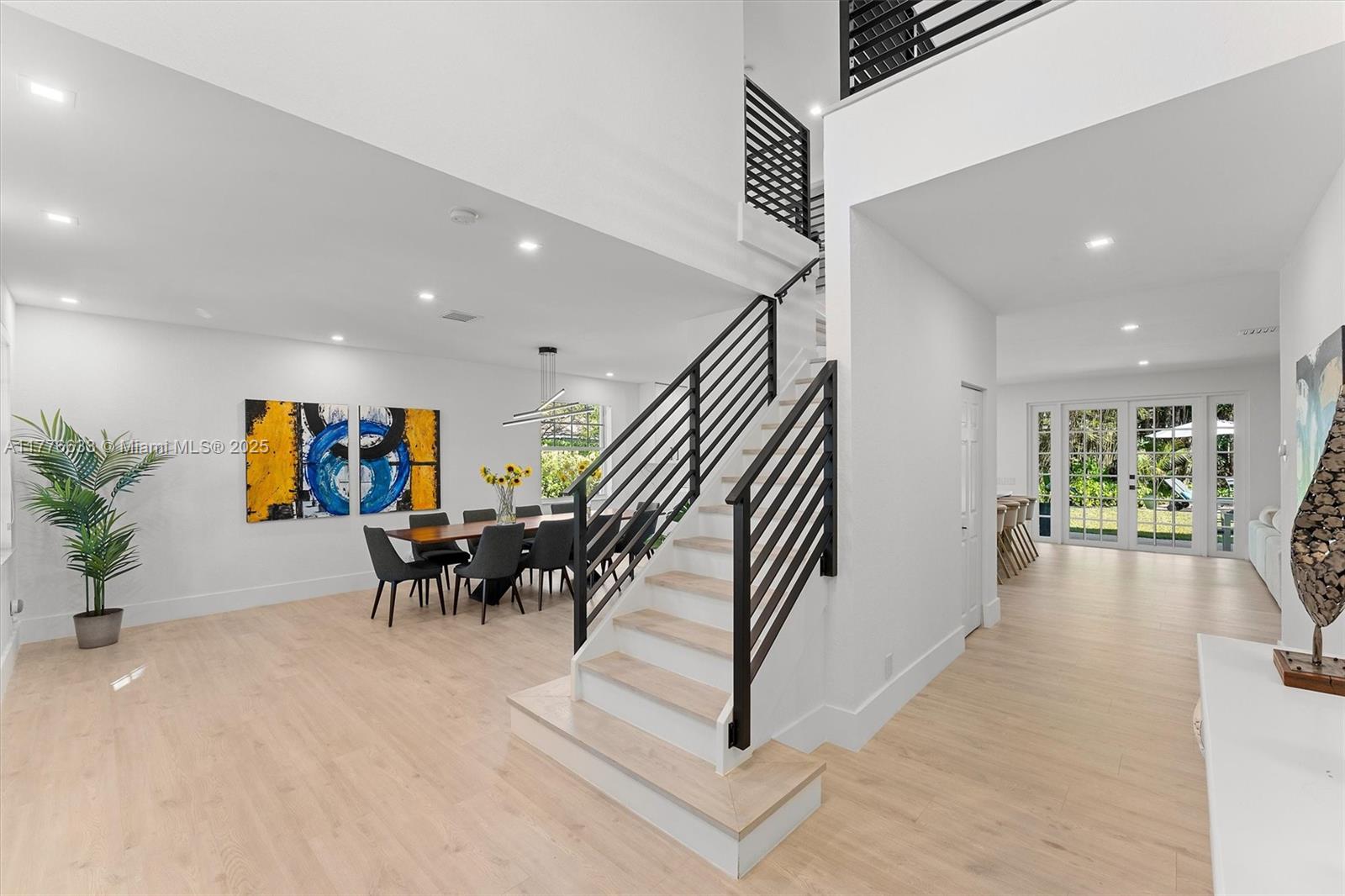 1131 Sunflower Cir