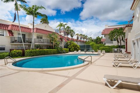 A home in Pinecrest