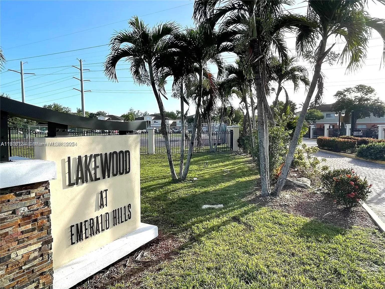 LAKEWOOD AT EMERALD HILLS - Residential