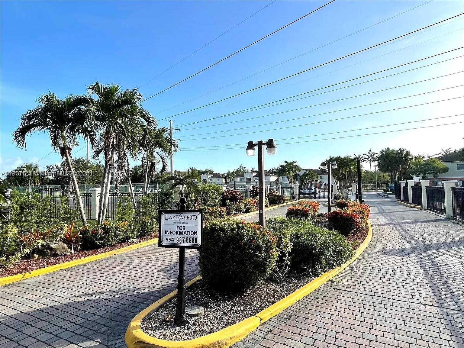 LAKEWOOD AT EMERALD HILLS - Residential