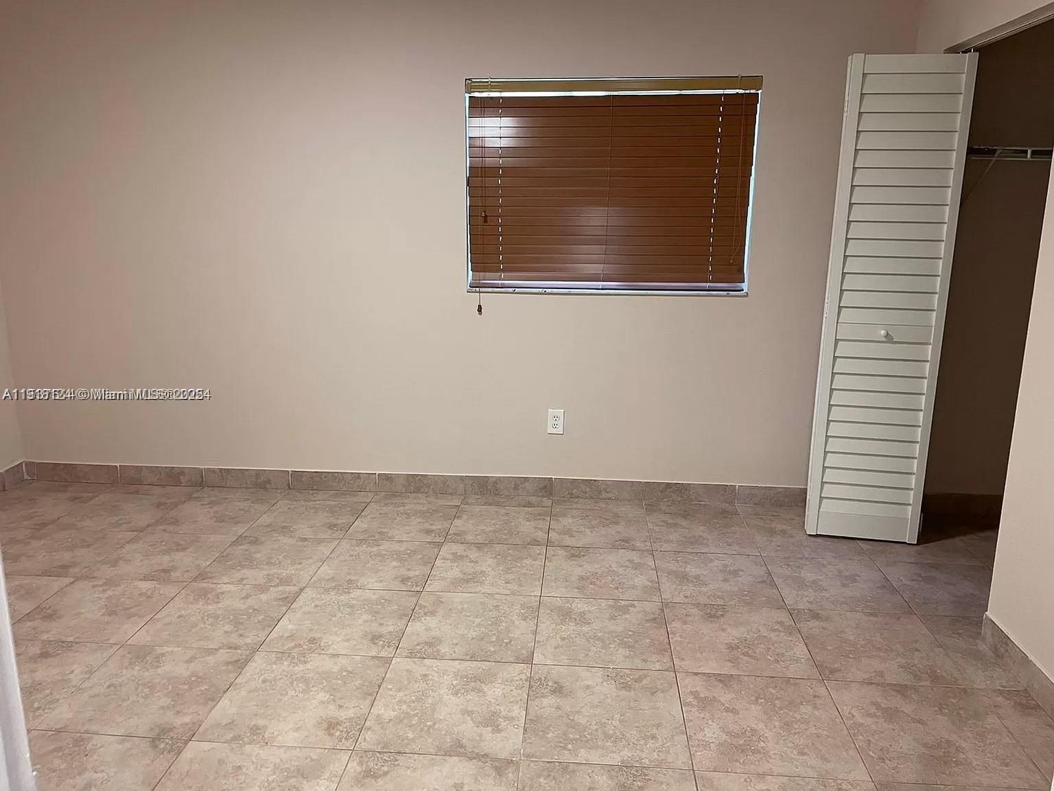 LAKEWOOD AT EMERALD HILLS - Residential