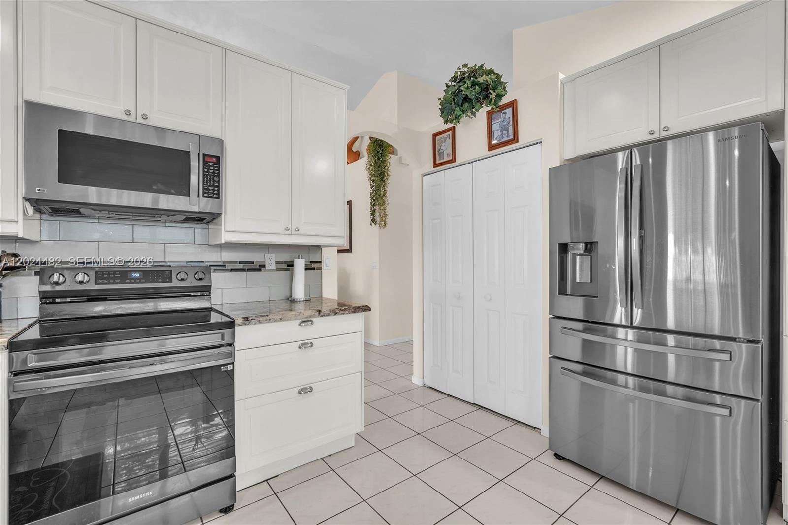 Meadow Lakes - Residential