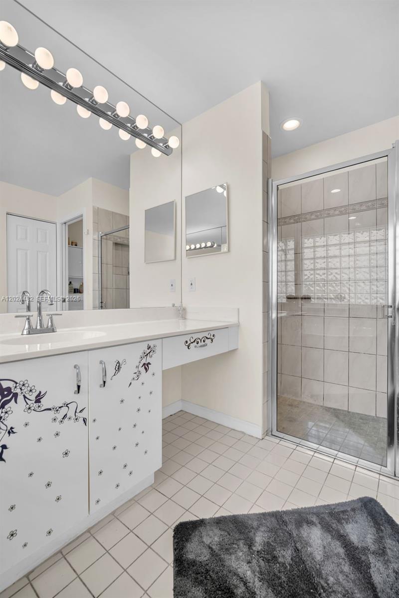 Meadow Lakes - Residential