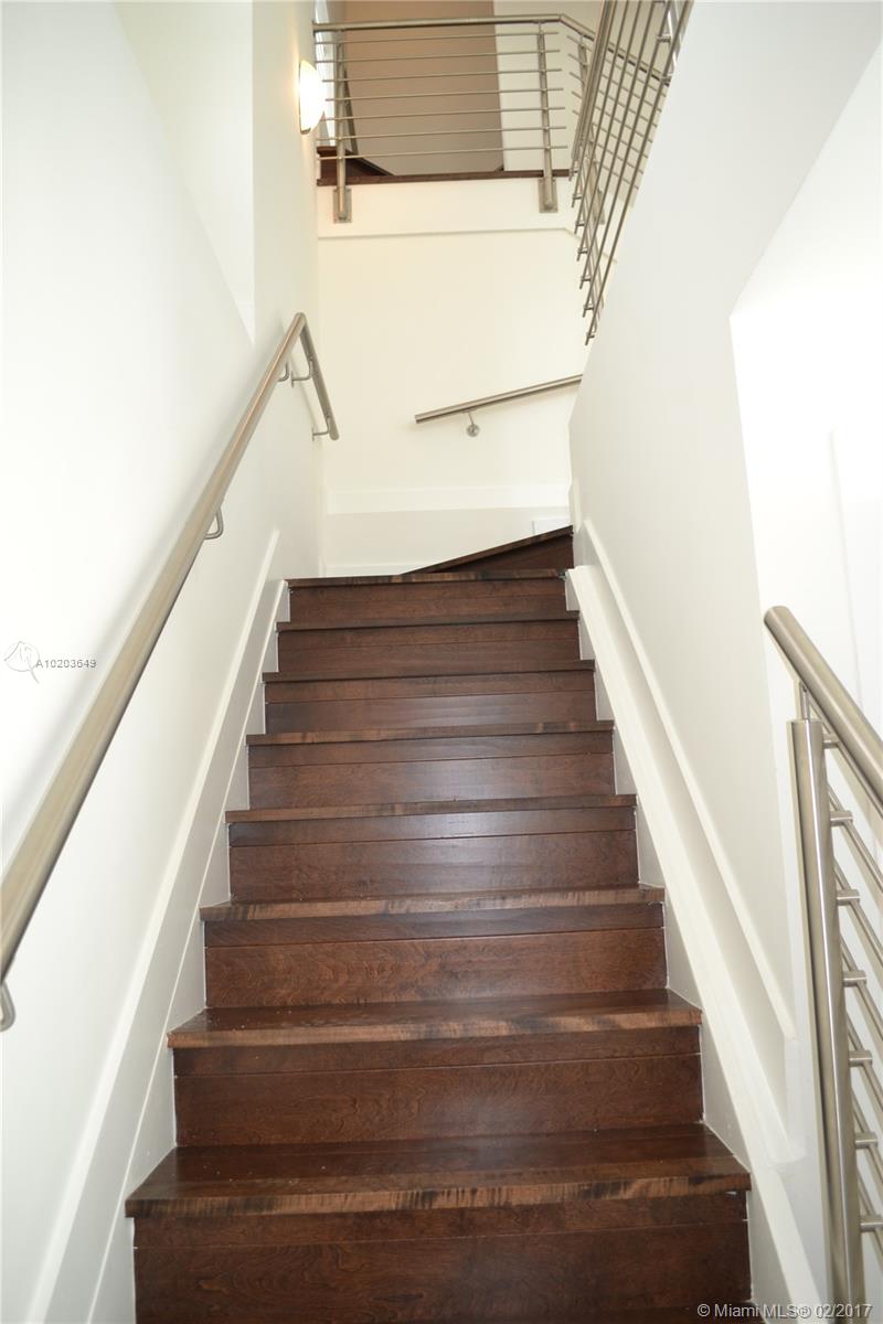 CONTEMPO TOWNHOMES - Residential Lease