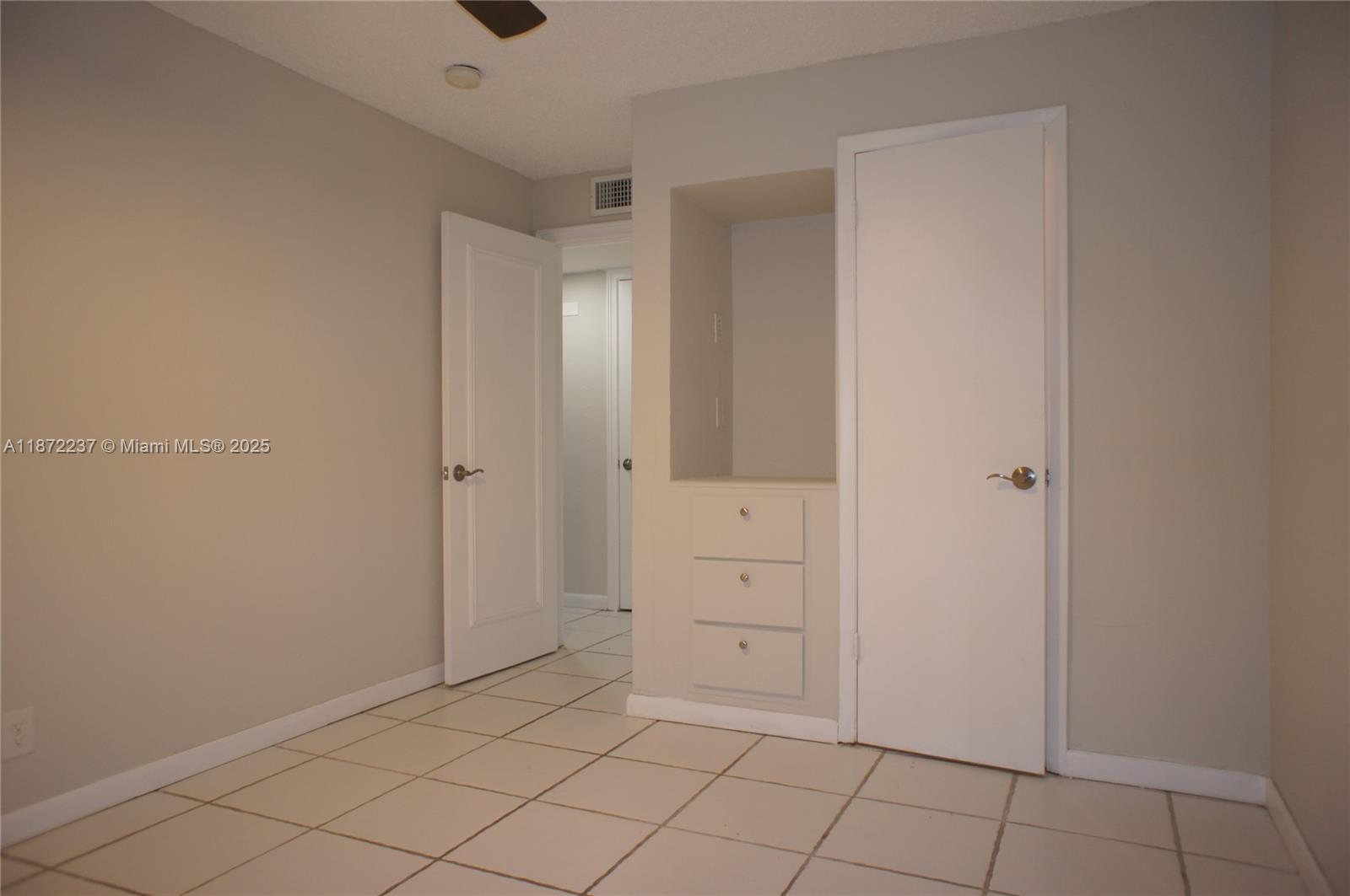 DOUGLAS PARK - Residential Lease