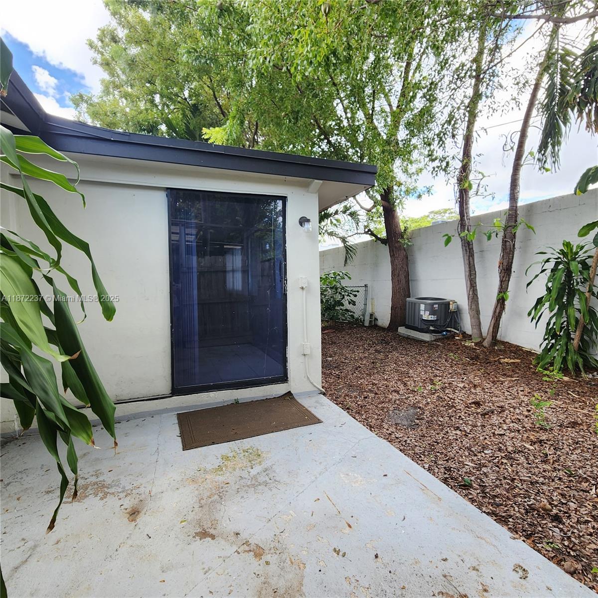 DOUGLAS PARK - Residential Lease