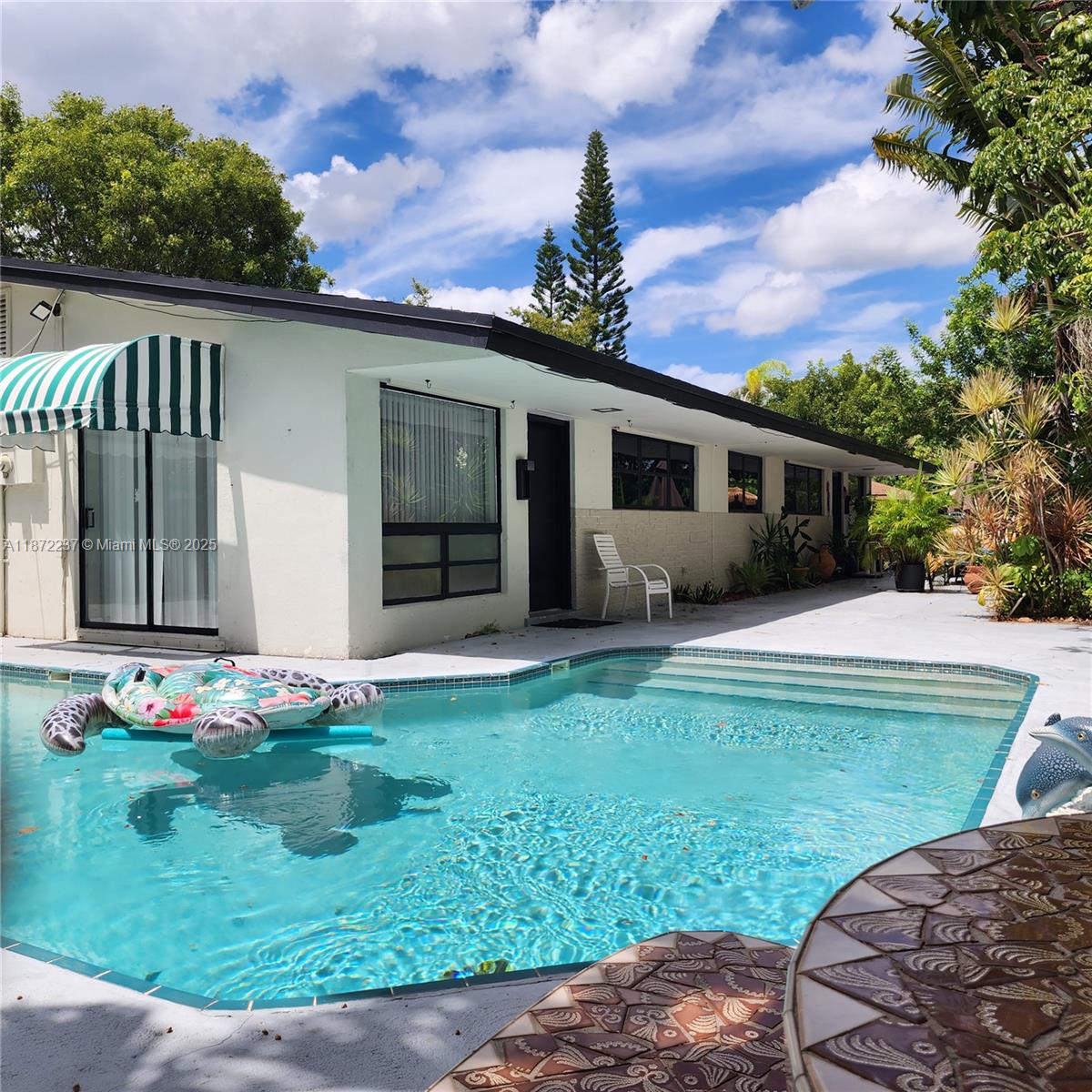 DOUGLAS PARK - Residential Lease