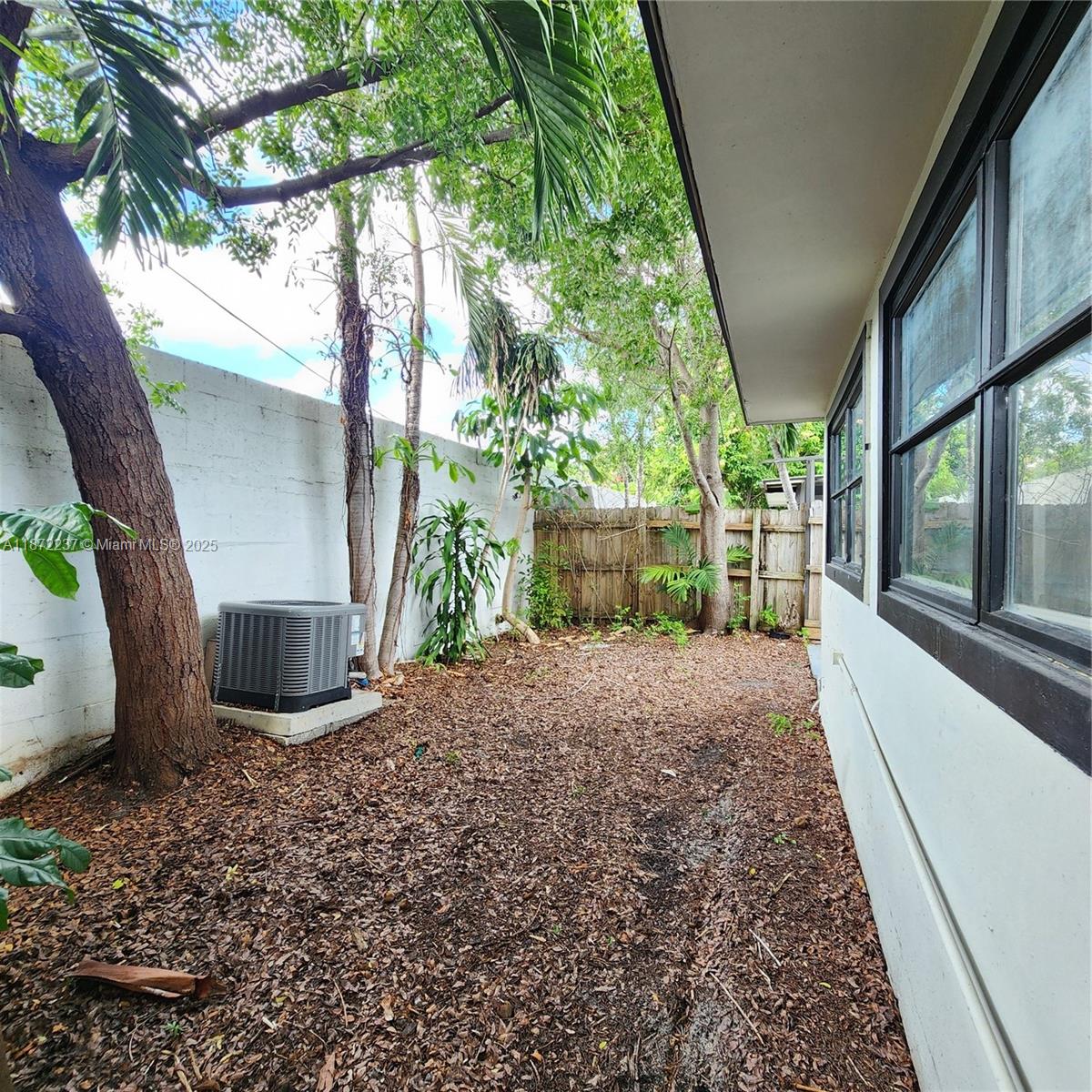 DOUGLAS PARK - Residential Lease