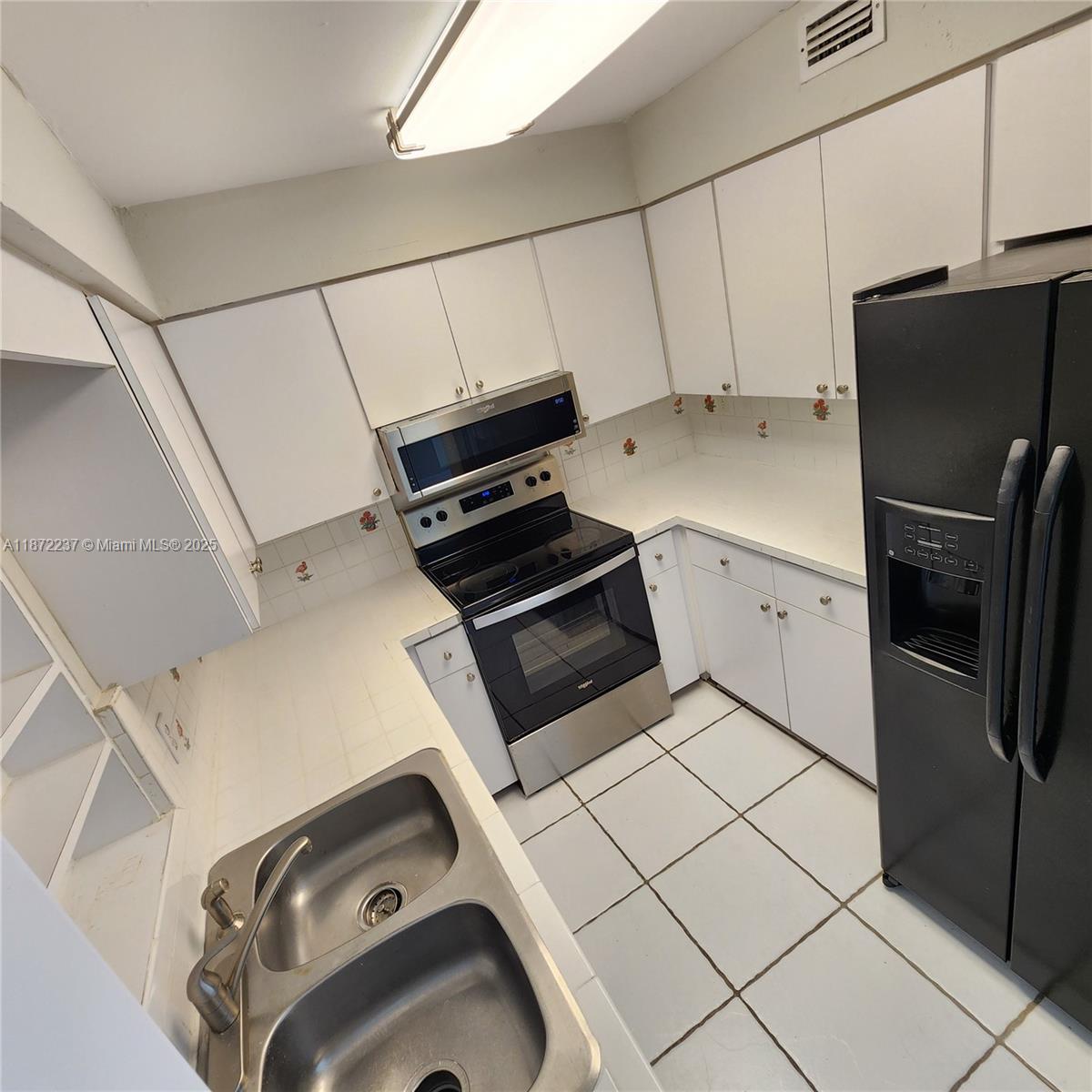 DOUGLAS PARK - Residential Lease