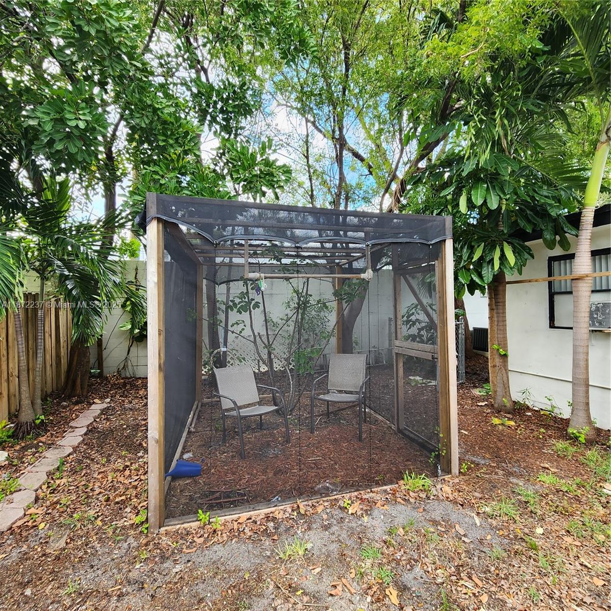 DOUGLAS PARK - Residential Lease