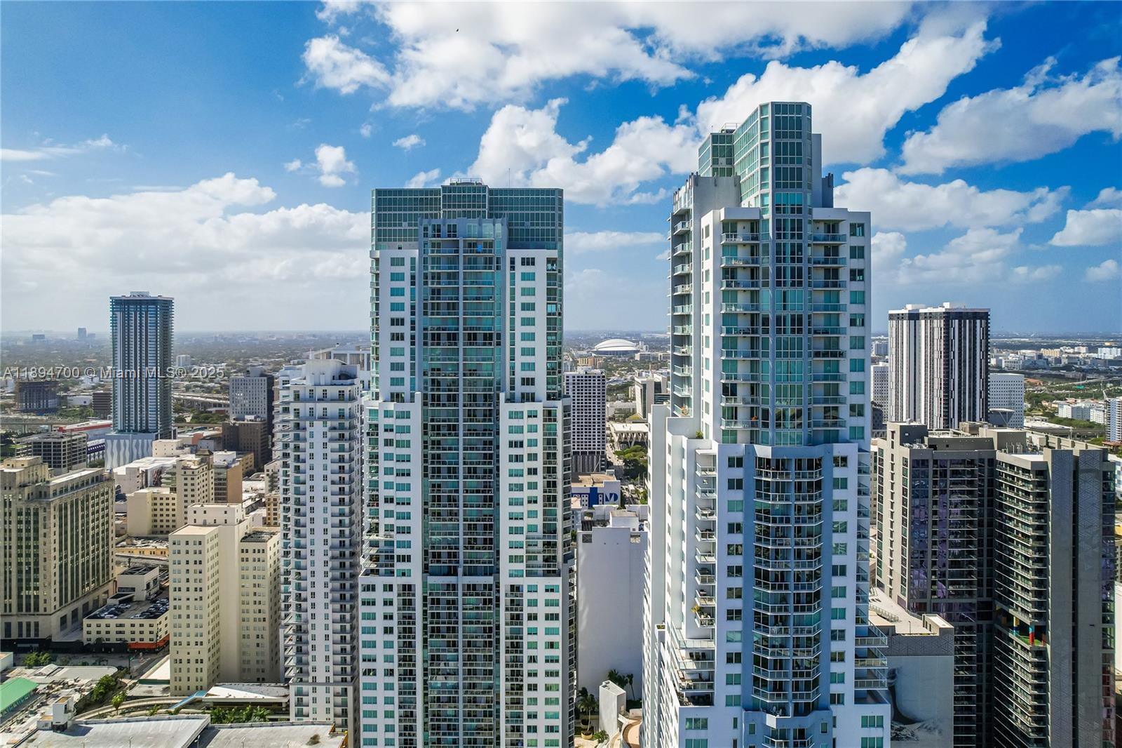 VIZCAYNE SOUTH CONDO - Residential