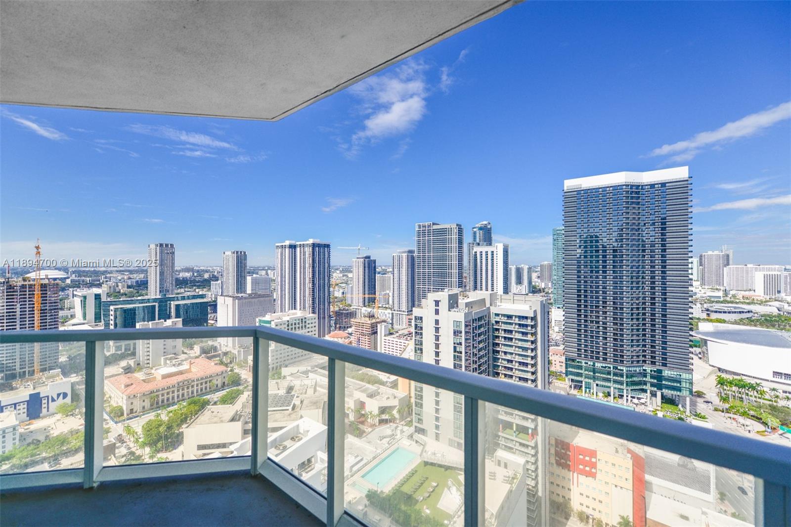 VIZCAYNE SOUTH CONDO - Residential