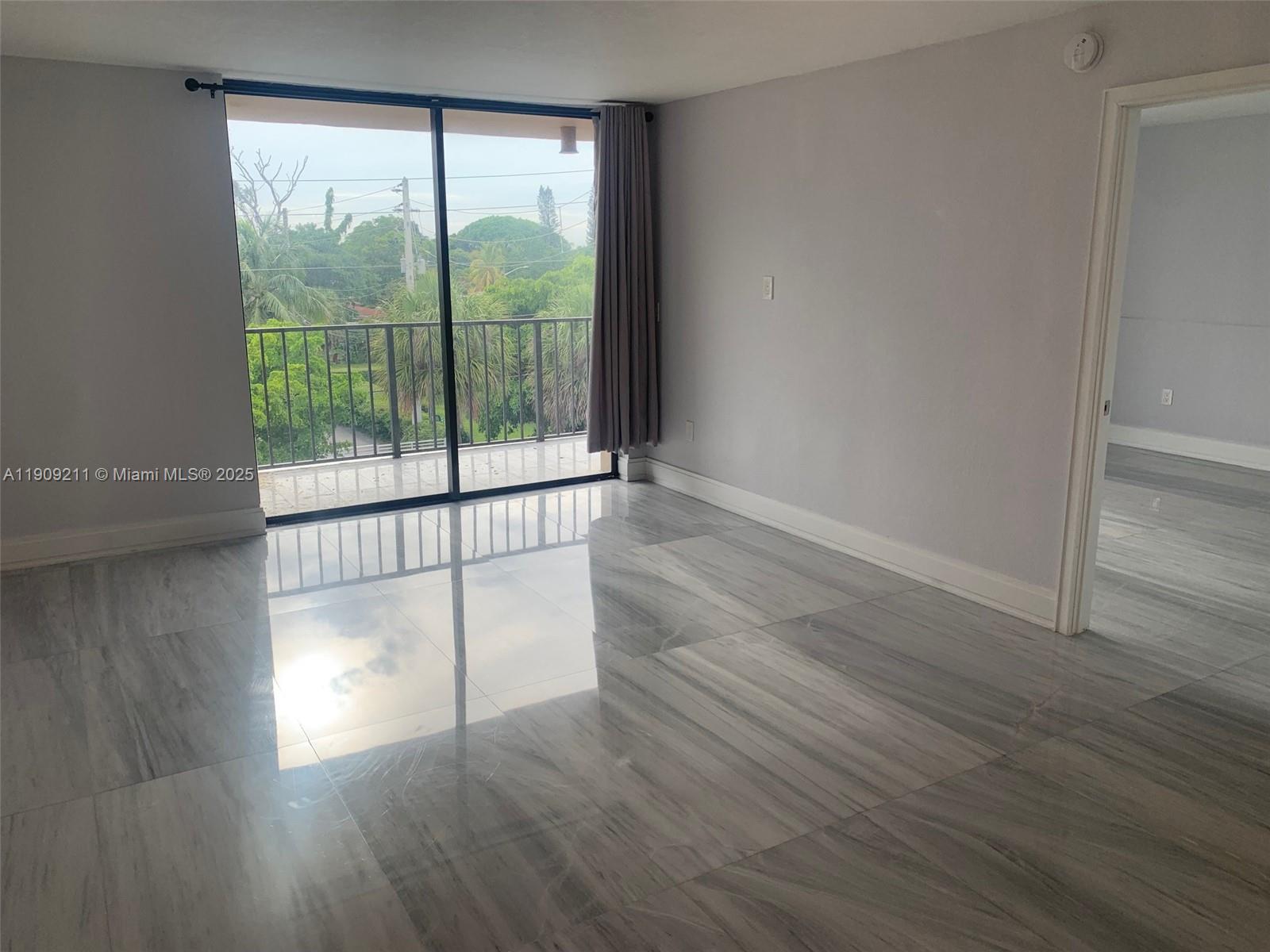 WINDWOOD CONDO - Residential Lease