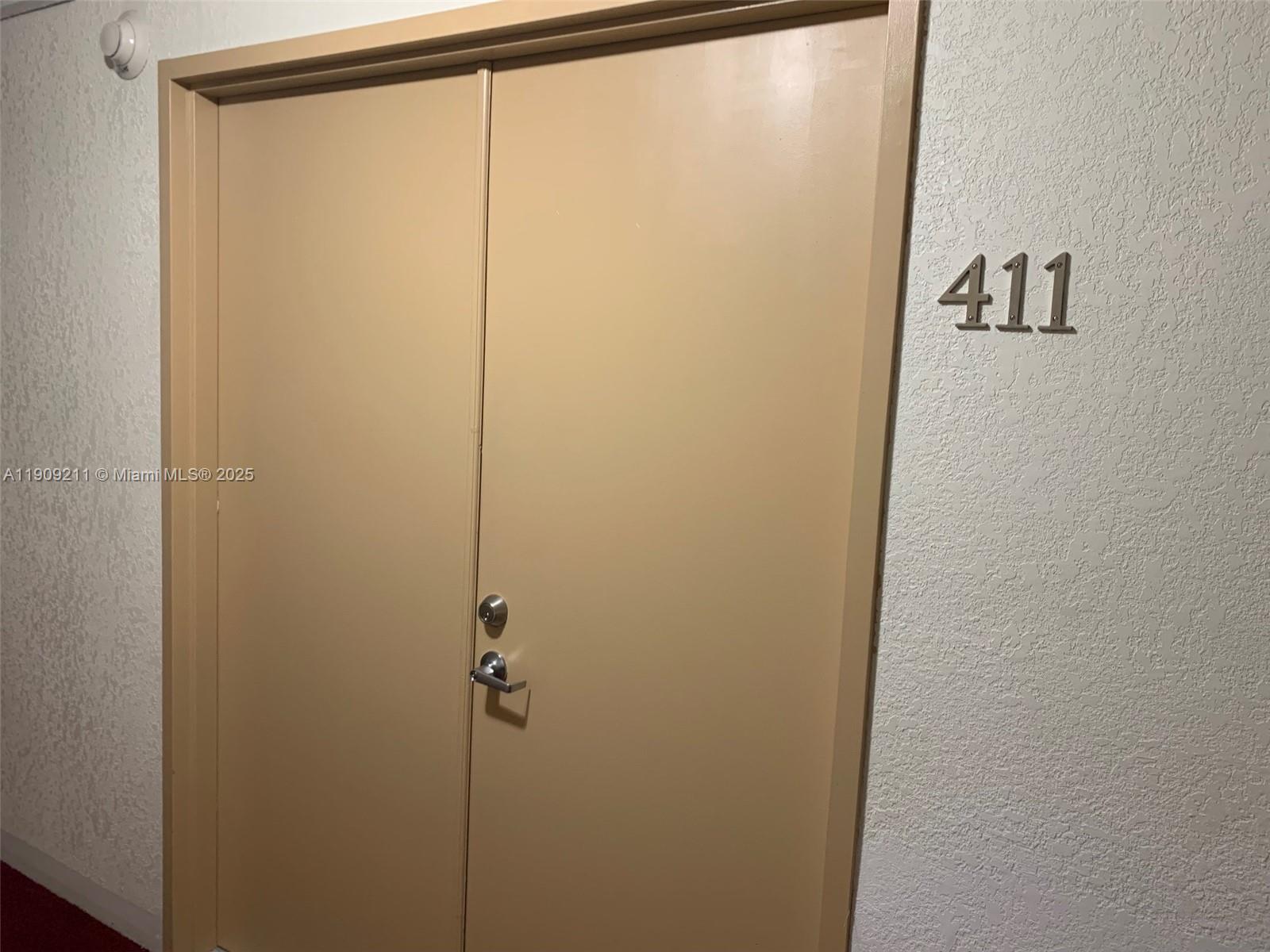 WINDWOOD CONDO - Residential Lease