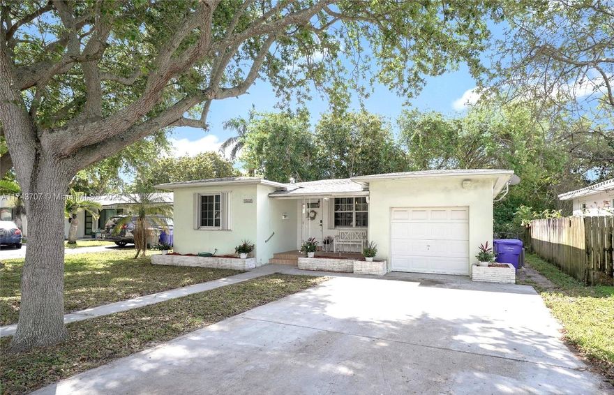 This charming 2-bedroom, 1-bathroom single-family home is nestled on a beautiful, peaceful street just moments from Hollywood Beach. The property boasts a newly renovated kitchen and bathroom, featuring complete wall skim coat, modern finishes, stylish design, brand new appliances & flooring throughout adding a fresh, contemporary feel.
With a newer roof (2022) & an oversized lot, the home offers plenty of outdoor space for relaxation & entertaining. Spacious yard W/Fruit trees, provides endless possibilities for creating your dream outdoor retreat. The 1-car garage adds convenience & additional storage space.
Perfectly located close to vibrant downtown Hollywood, this home offers the best of both tranquility & accessibility. Don’t miss out on the opportunity - make this beauty your own!