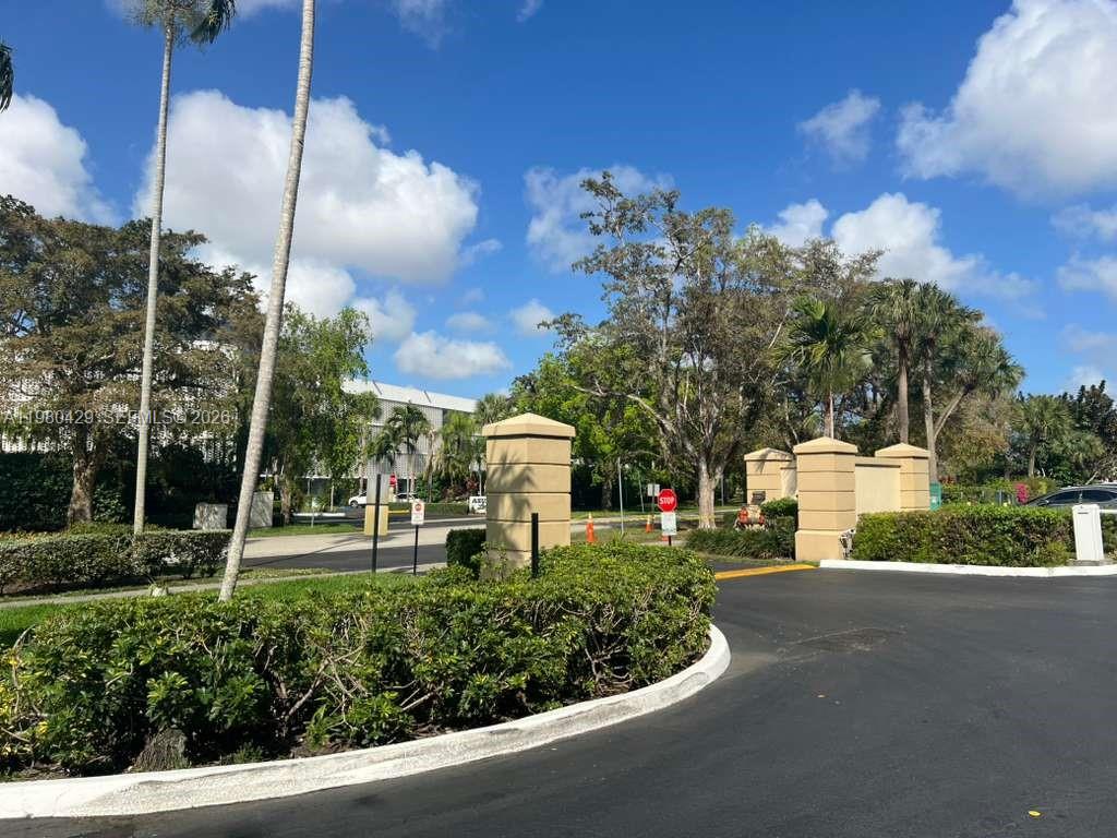 CANONGATE CONDO NO ONE - Residential