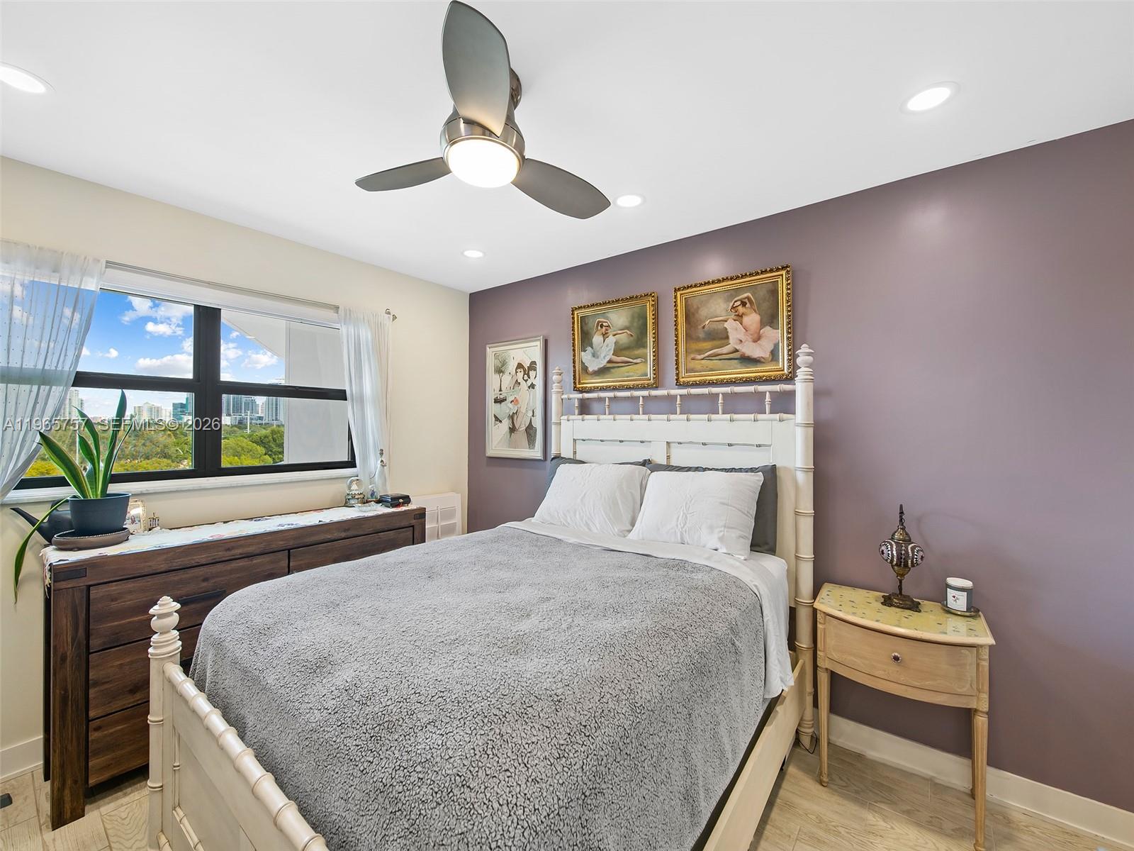 RIVER REACH CONDOMINIUM I - Residential