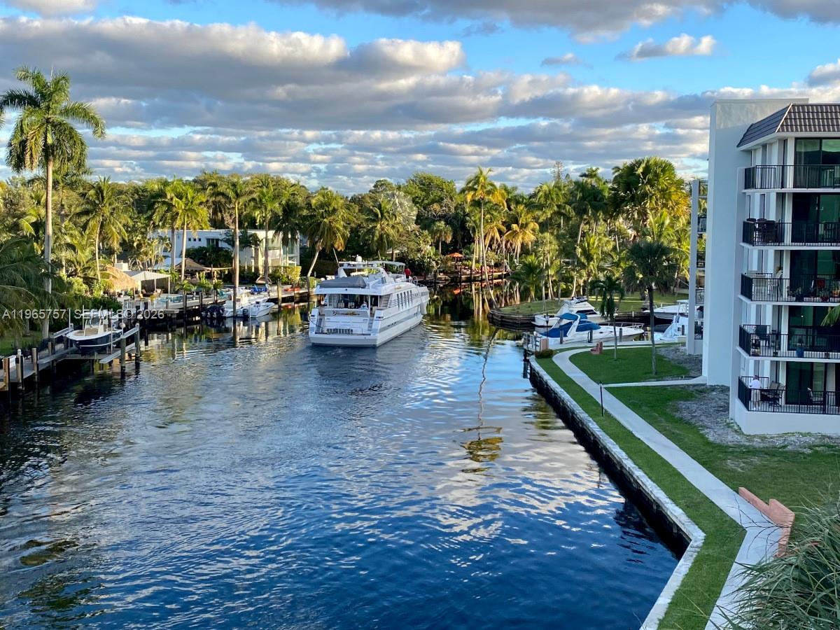 RIVER REACH CONDOMINIUM I - Residential