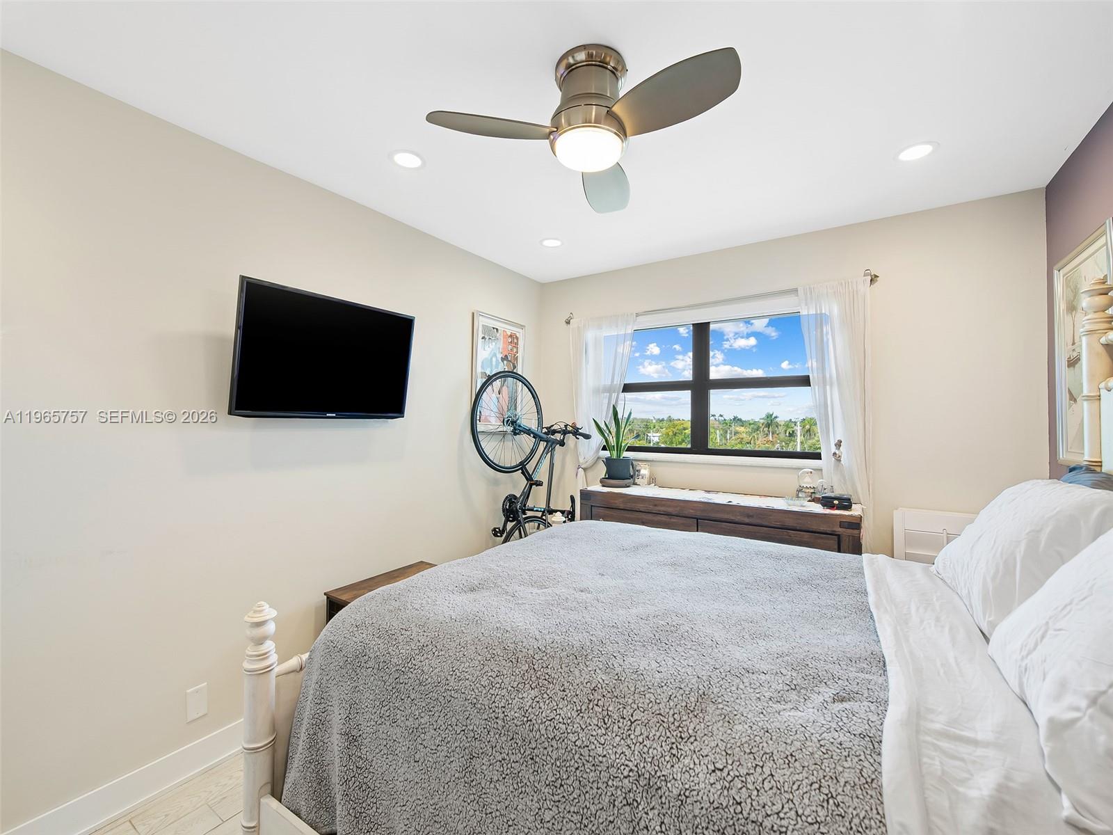 RIVER REACH CONDOMINIUM I - Residential