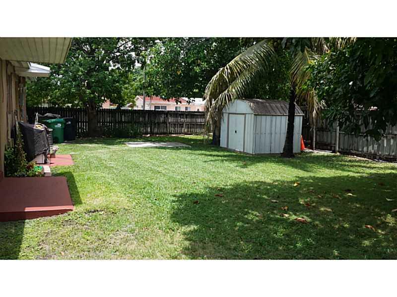 ORANGE ESTATES - Residential