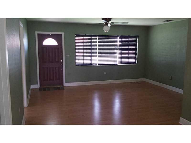 ORANGE ESTATES - Residential