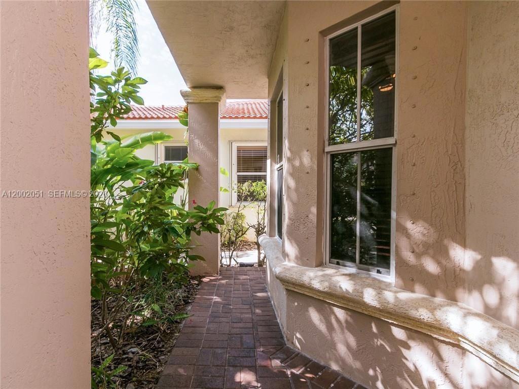 WEST LAKE VILLAGE PLAT - Residential