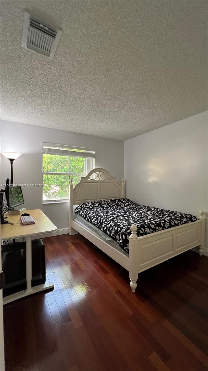 WEST LAKE VILLAGE PLAT - Residential