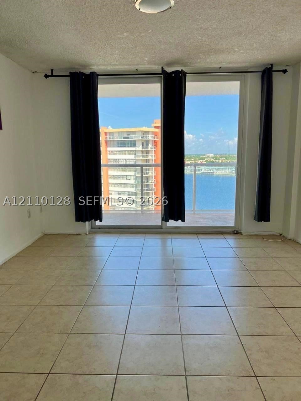 1351 NE Miami Gardens Dr 1624E