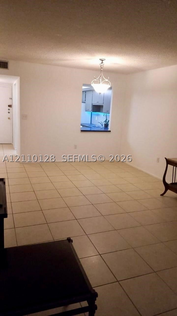1351 NE Miami Gardens Dr 1624E