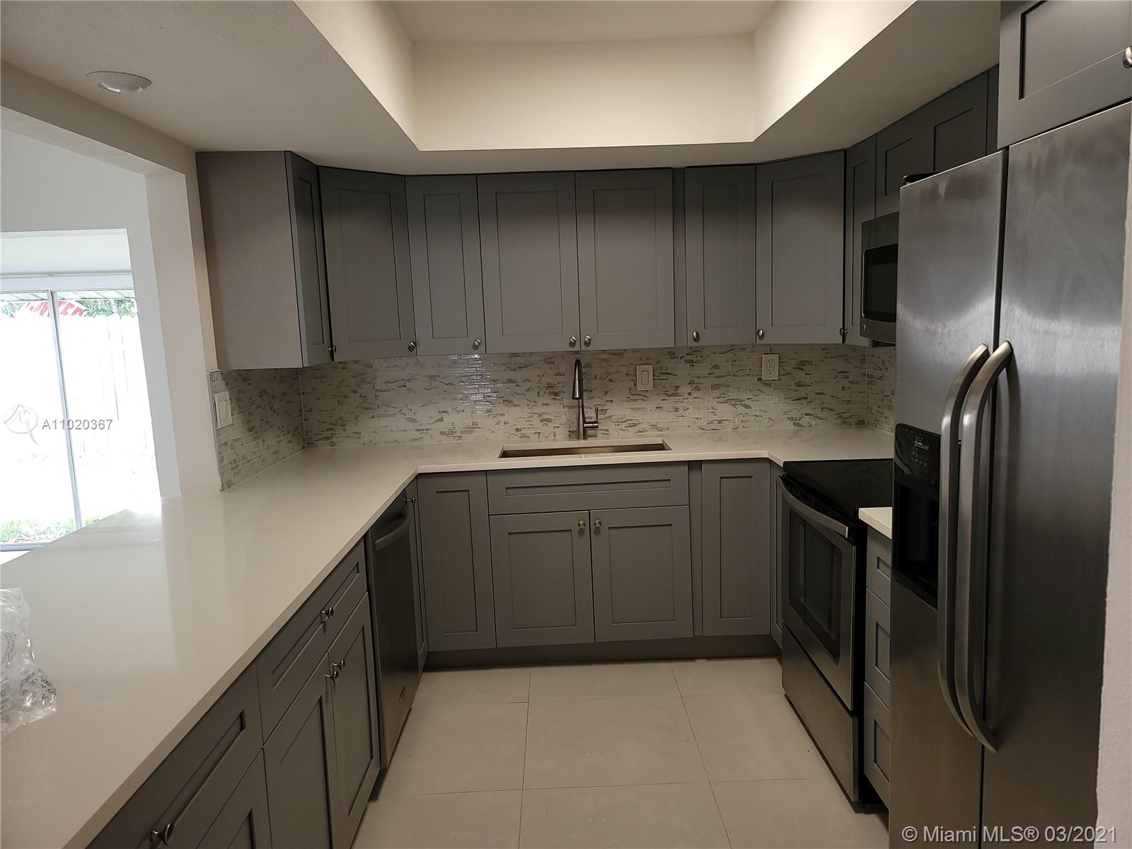 NORTH LAUDERDALE VILLAGE - Residential