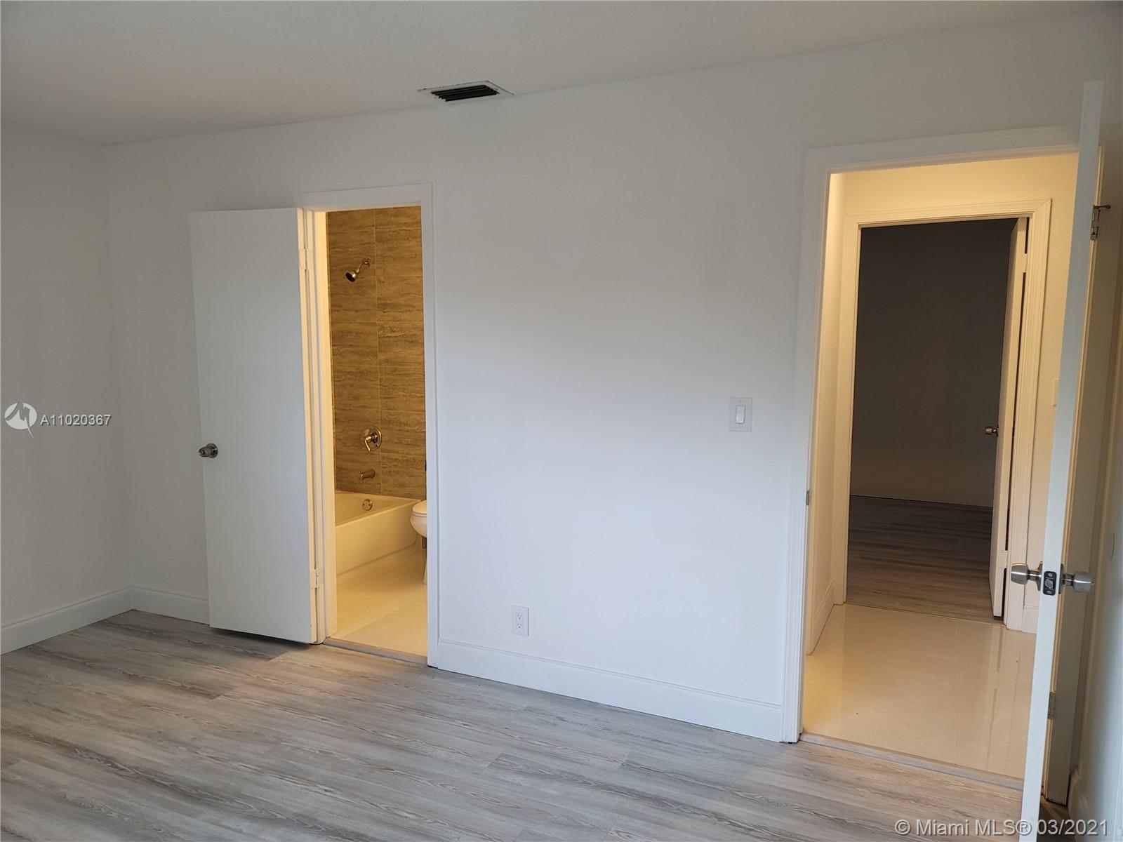 NORTH LAUDERDALE VILLAGE - Residential