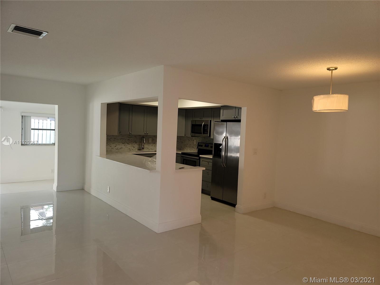 NORTH LAUDERDALE VILLAGE - Residential