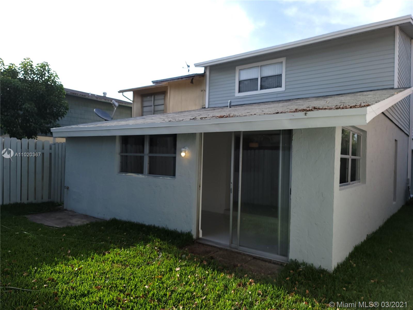 NORTH LAUDERDALE VILLAGE - Residential