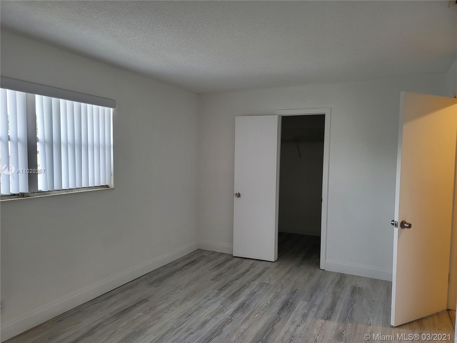 NORTH LAUDERDALE VILLAGE - Residential