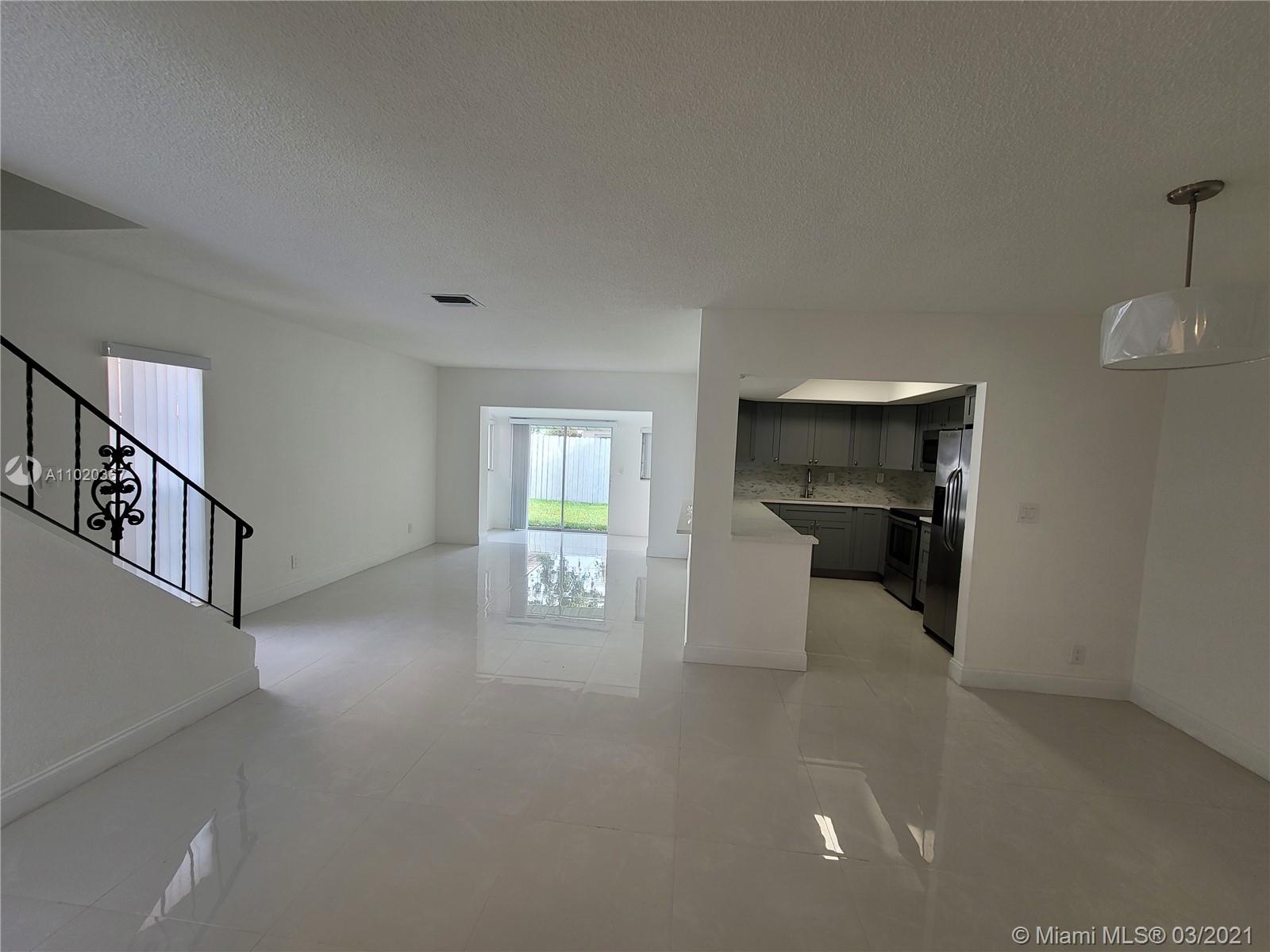 NORTH LAUDERDALE VILLAGE - Residential