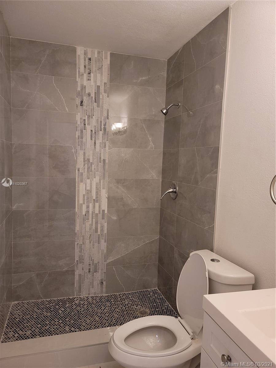 NORTH LAUDERDALE VILLAGE - Residential