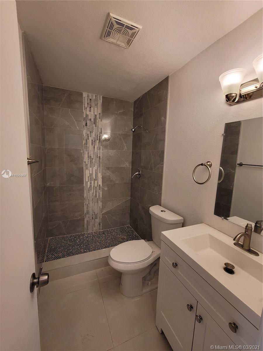 NORTH LAUDERDALE VILLAGE - Residential