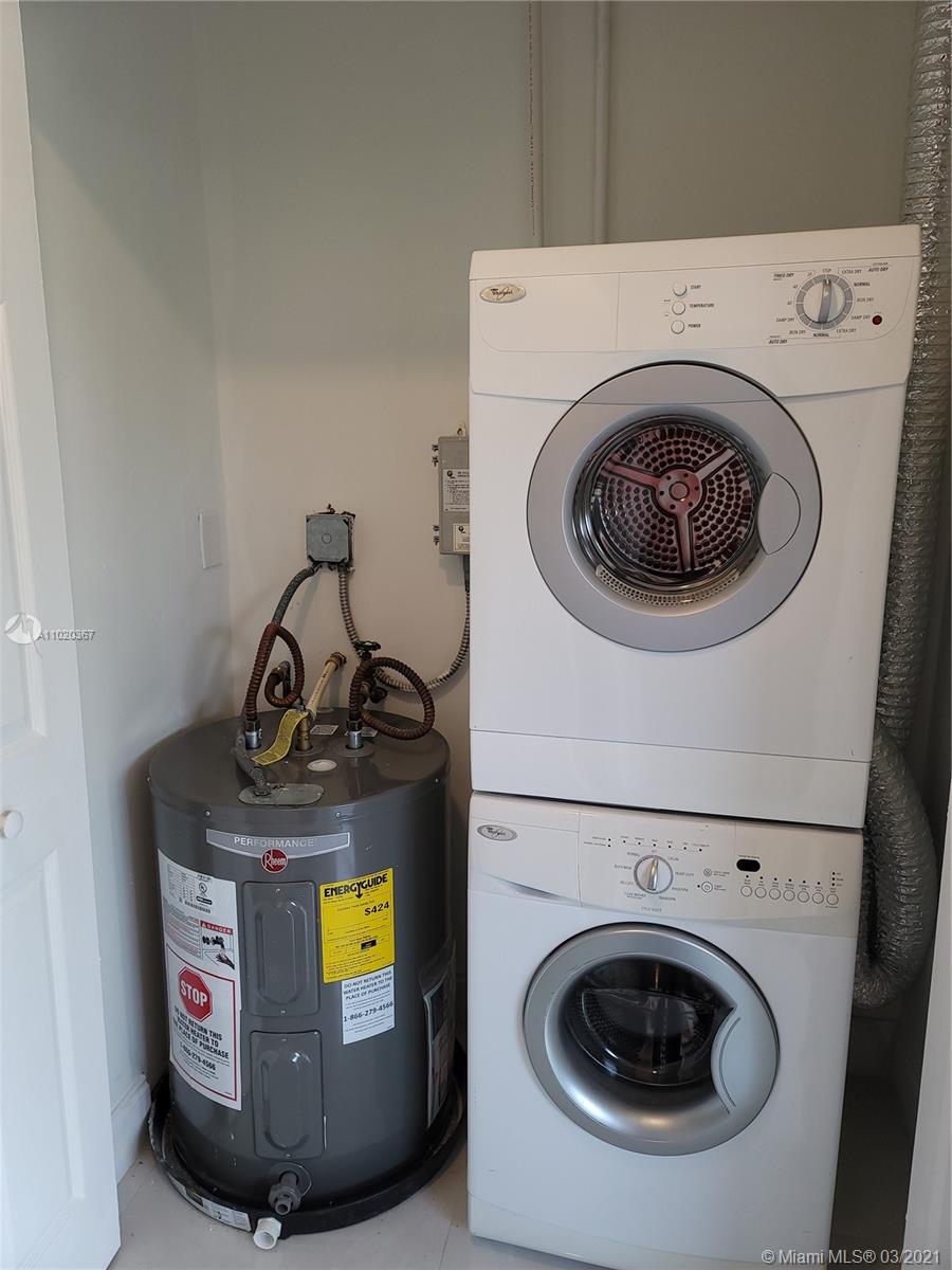 NORTH LAUDERDALE VILLAGE - Residential