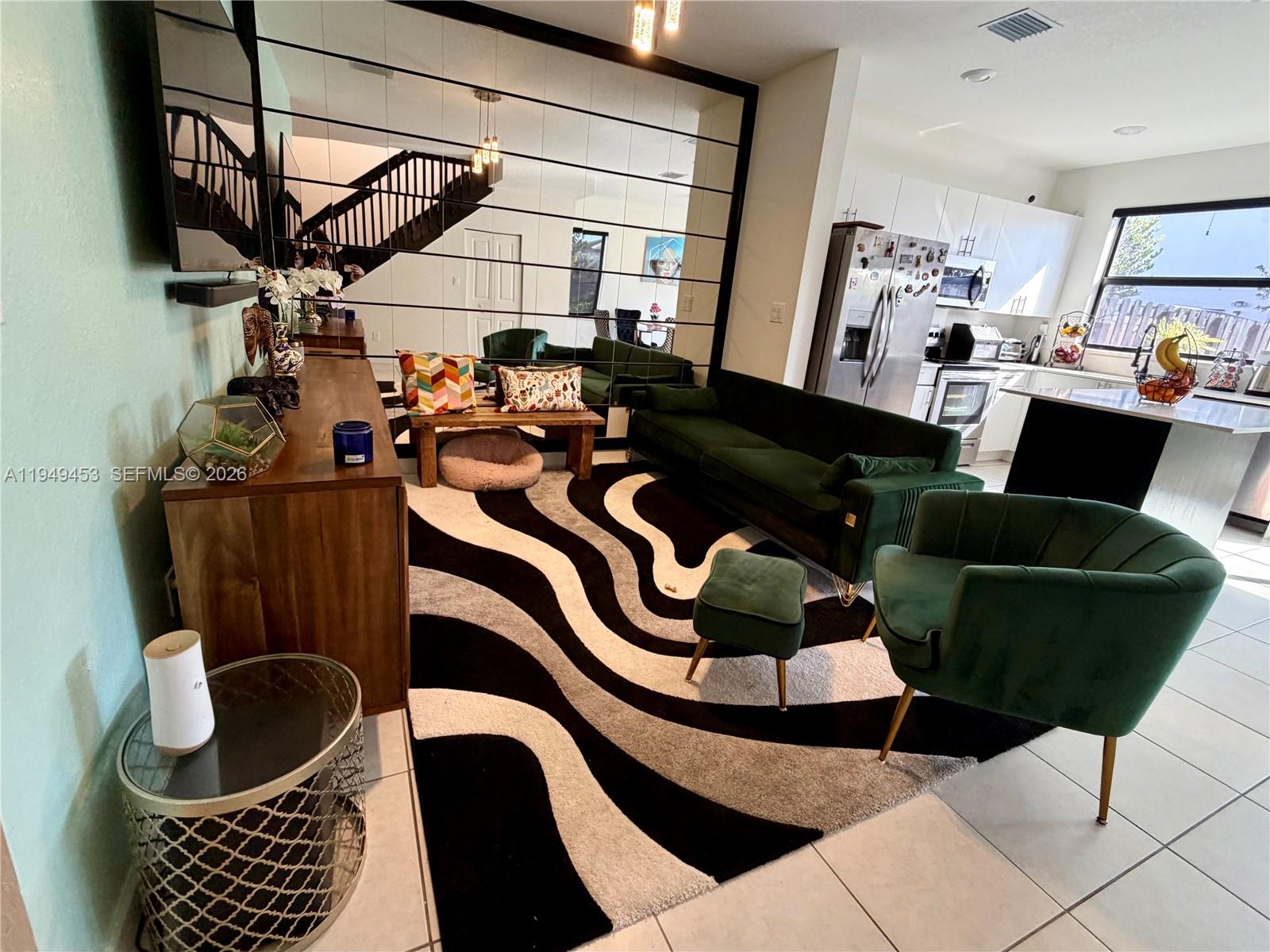 KENDALL ASSEMBLAGE SOUTH - Residential