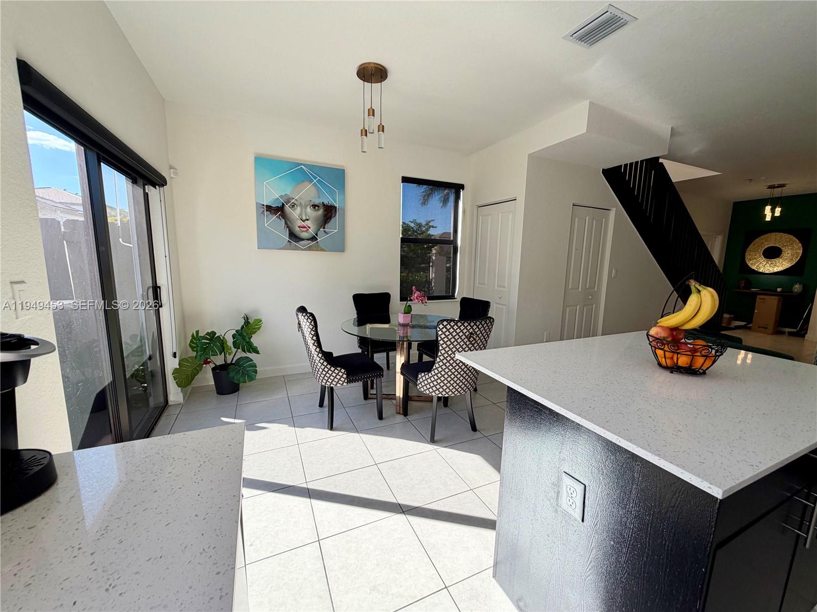 KENDALL ASSEMBLAGE SOUTH - Residential