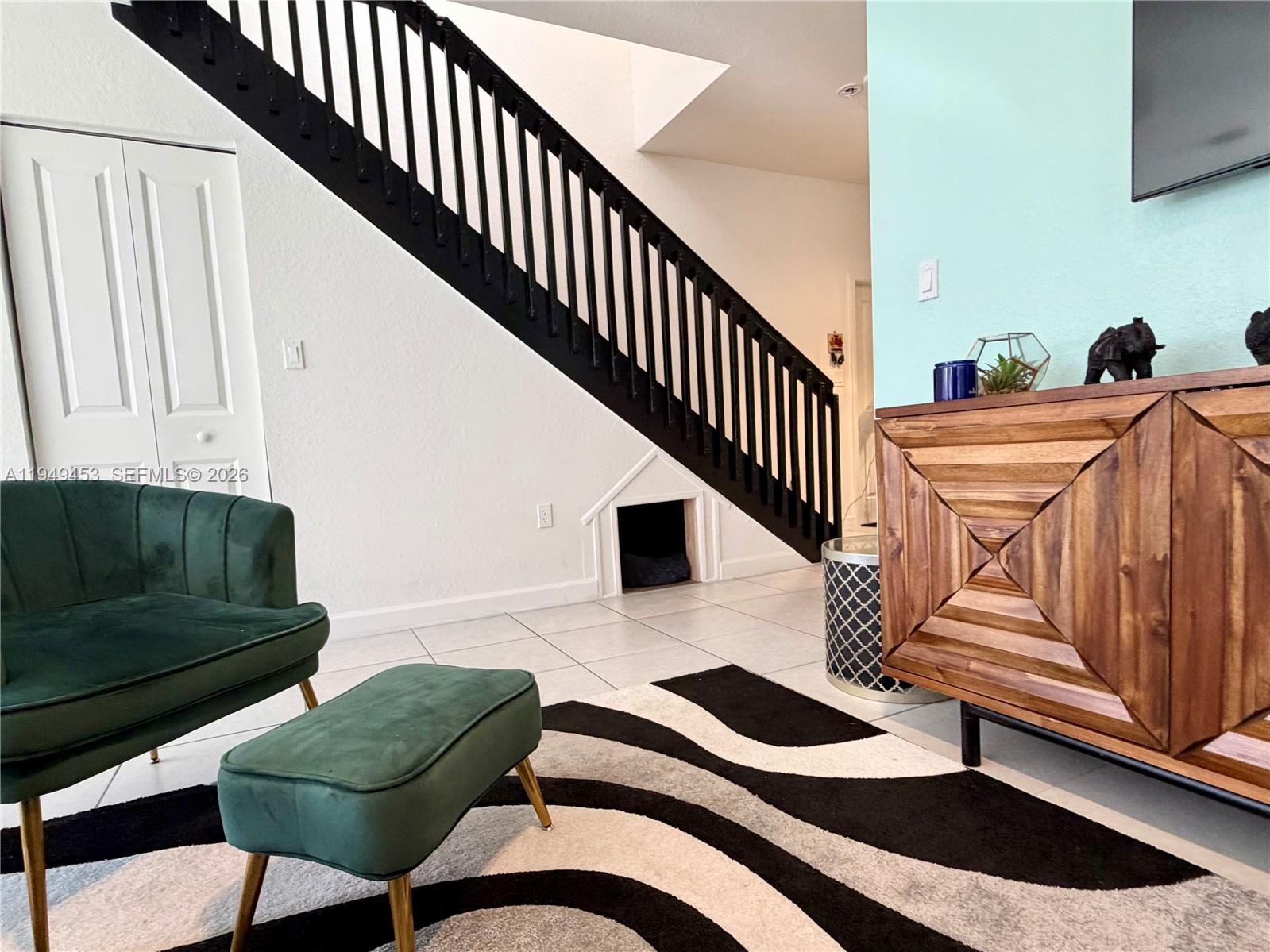 KENDALL ASSEMBLAGE SOUTH - Residential