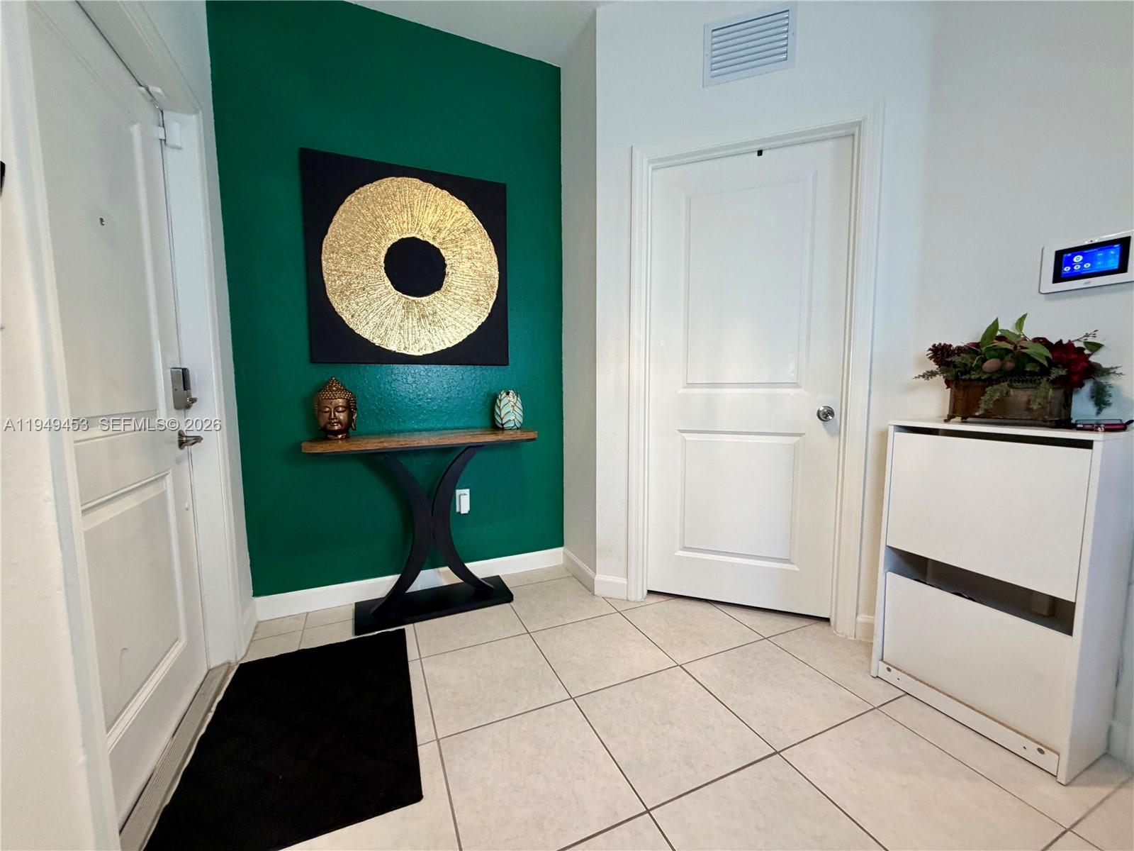 KENDALL ASSEMBLAGE SOUTH - Residential