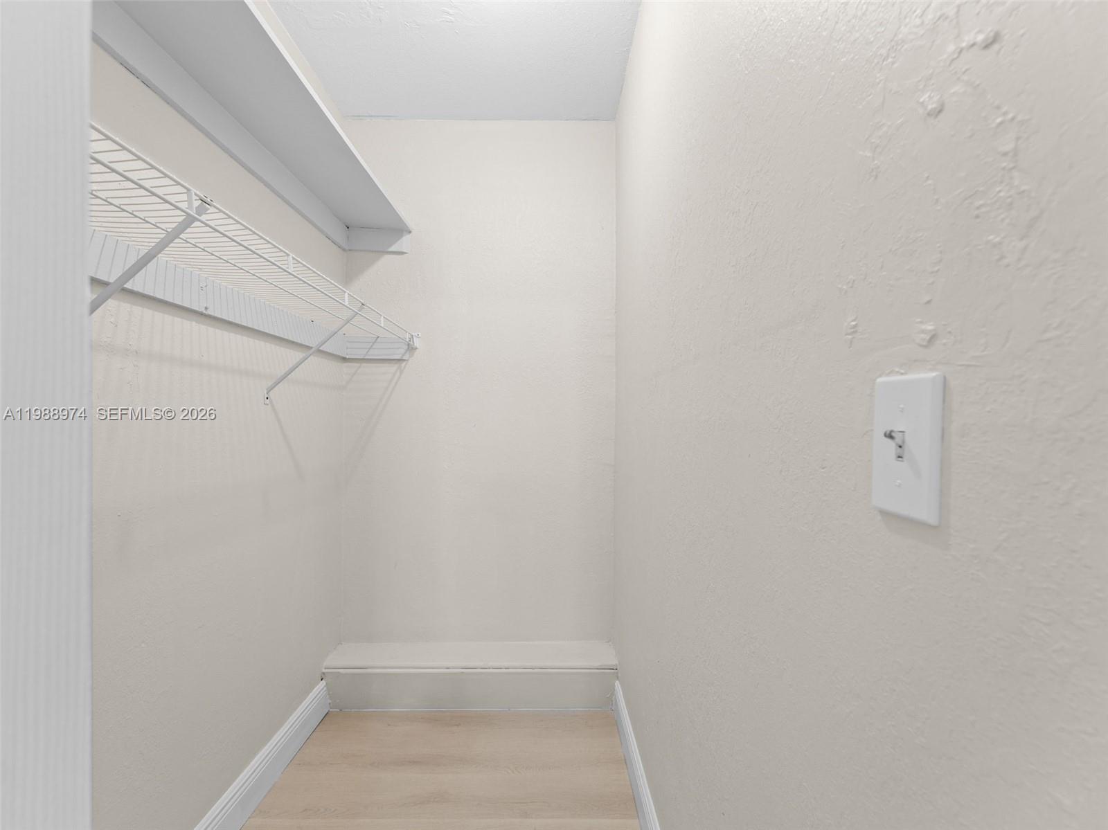 SUNRISE GOLF VILLAGE SEC - Residential Lease