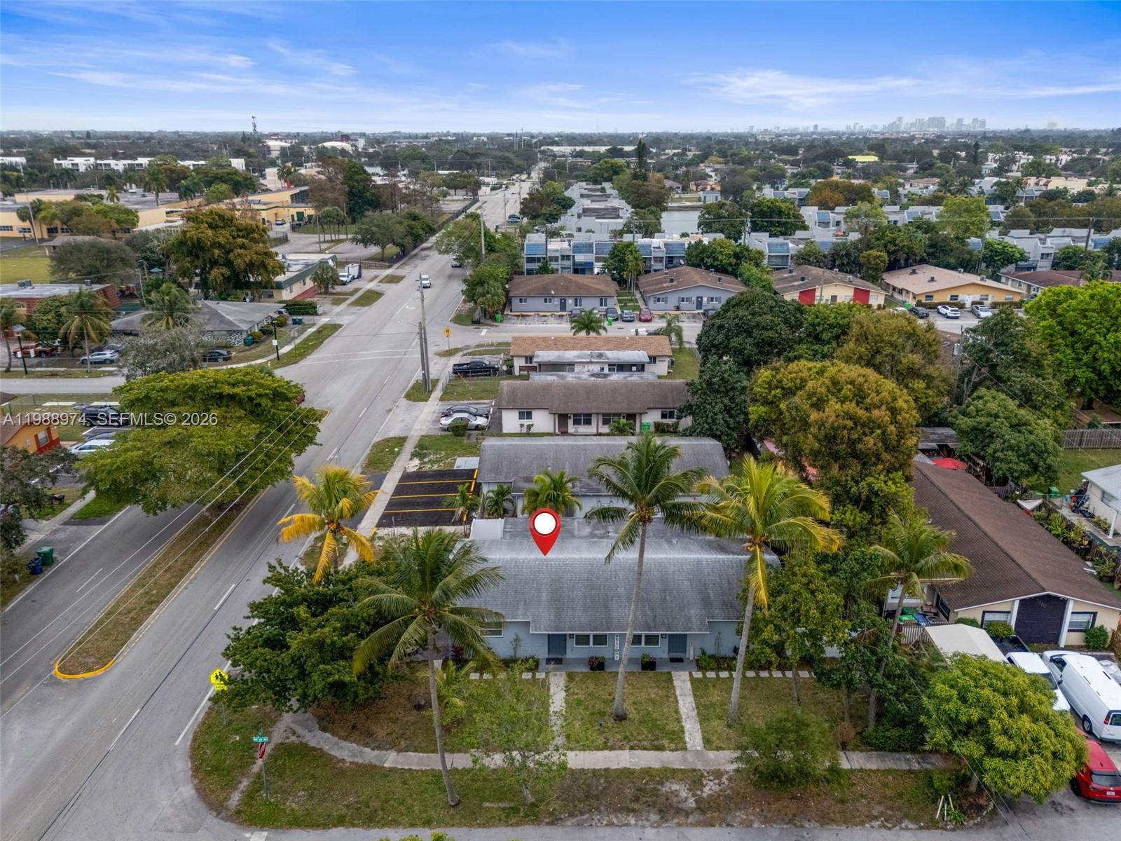 SUNRISE GOLF VILLAGE SEC - Residential Lease