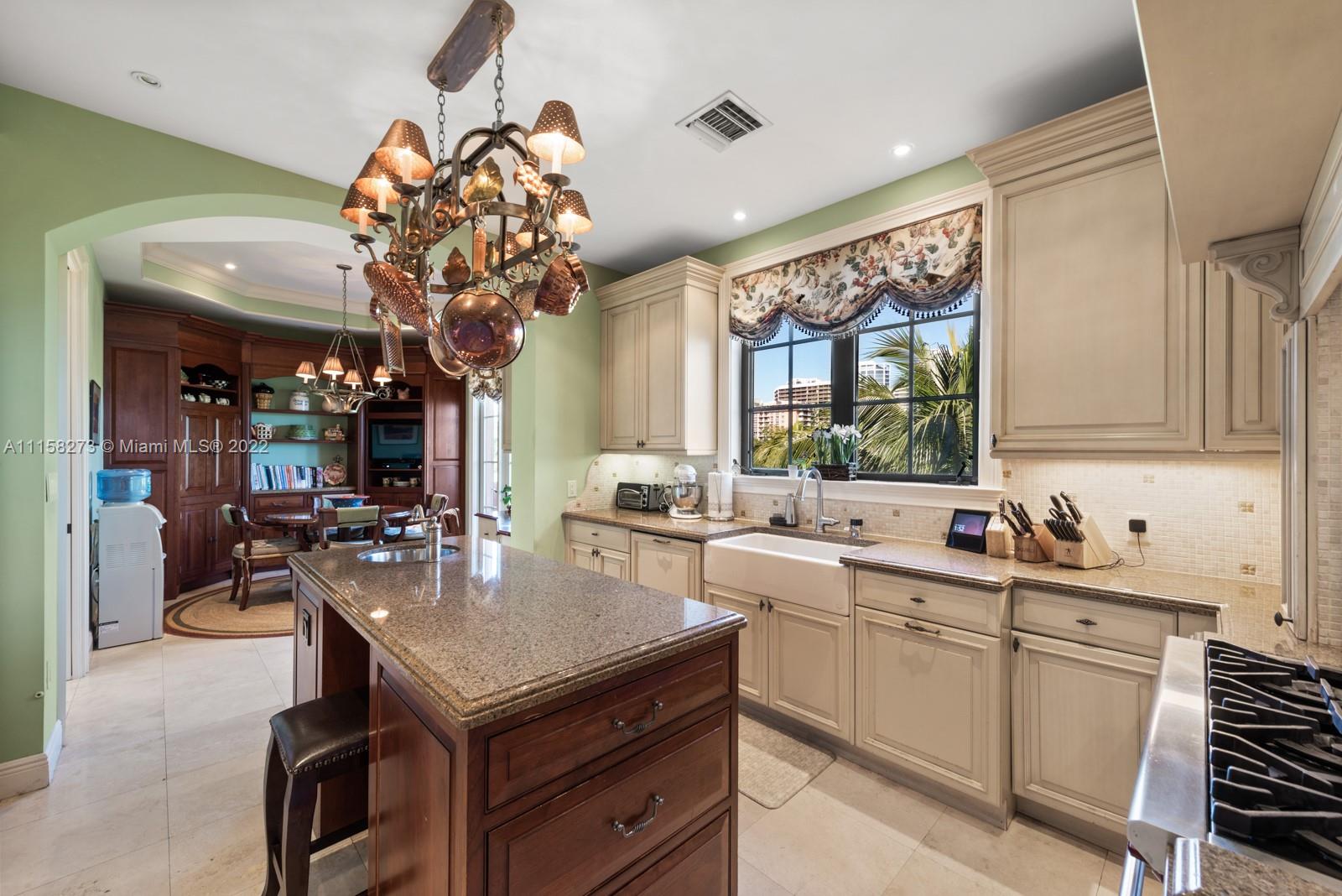 CLOISTERS ON THE BAY COND - Residential