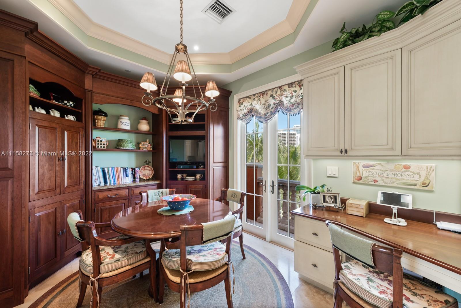 CLOISTERS ON THE BAY COND - Residential