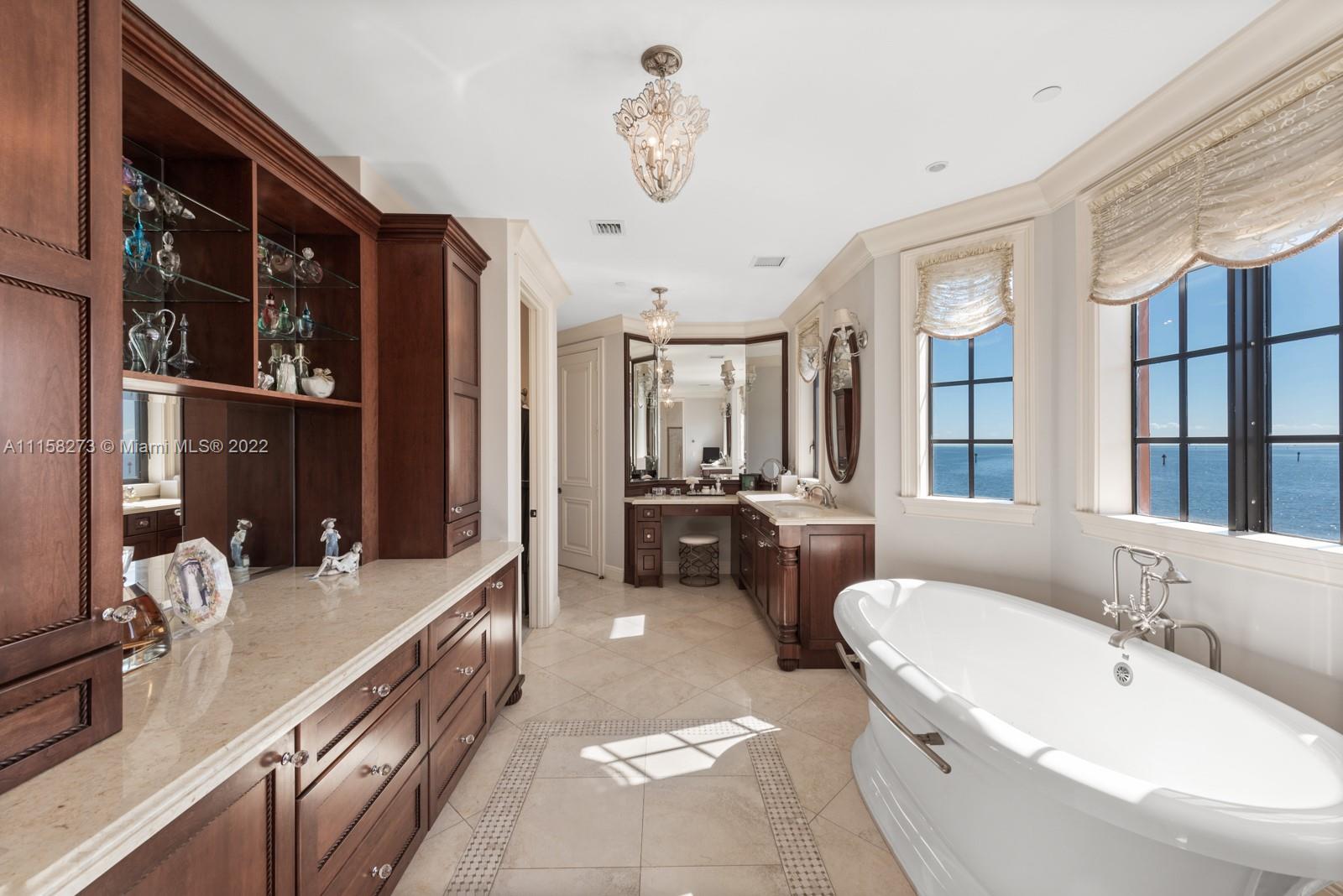 CLOISTERS ON THE BAY COND - Residential