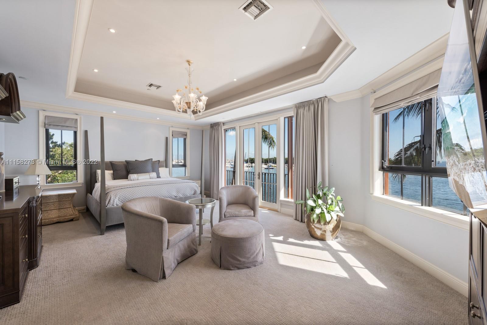 CLOISTERS ON THE BAY COND - Residential