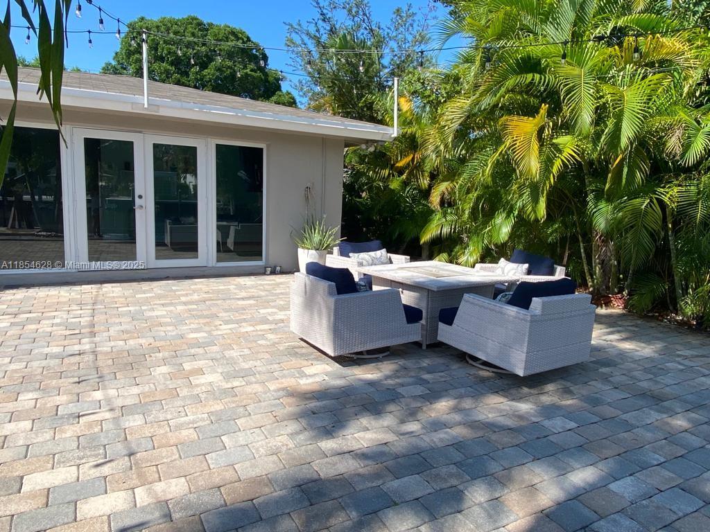 OCEAN BOULEVARD PARK - Residential Lease